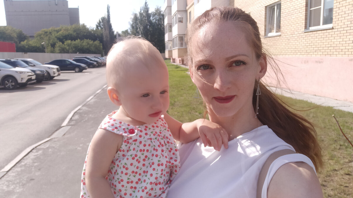 мимо нее никто не может пройти спокойно!