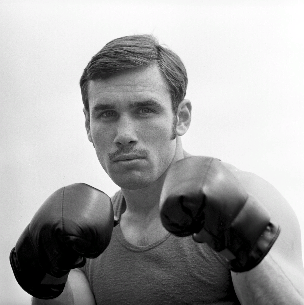 Олег Каратаев