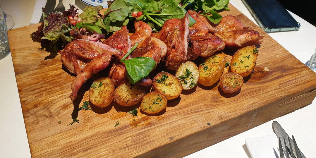 Грузинский ресторан "Вертели" на Трубной. Неровный ужин за 7570 рублей на двоих