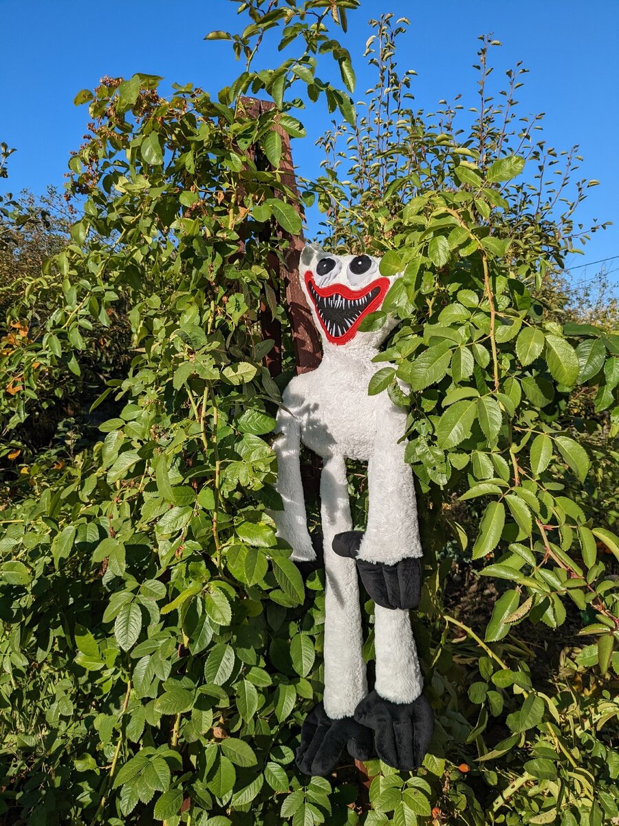 Отличное пугало огородное