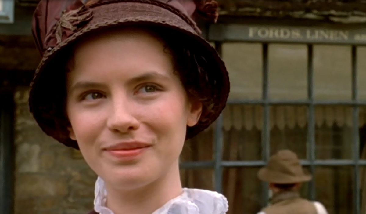 Кейт Бекинсейл в роли Эммы