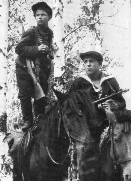 1943 год, Лиходед Фёдор и Вениамин Ступало