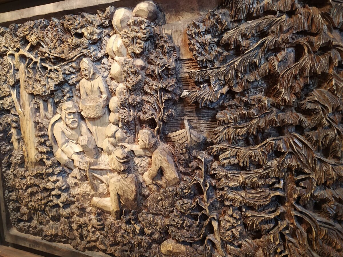 Работа Кронида Гоголева в экспозиции музея /фото автора