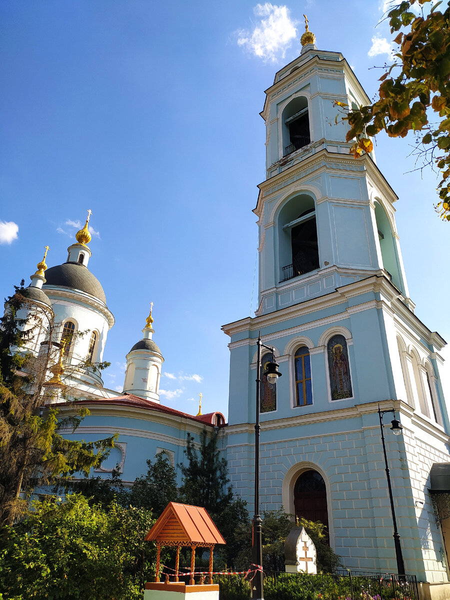 Храм преподобного Сергия Радонежского в Рогожской слободе в Москве /фото автора
