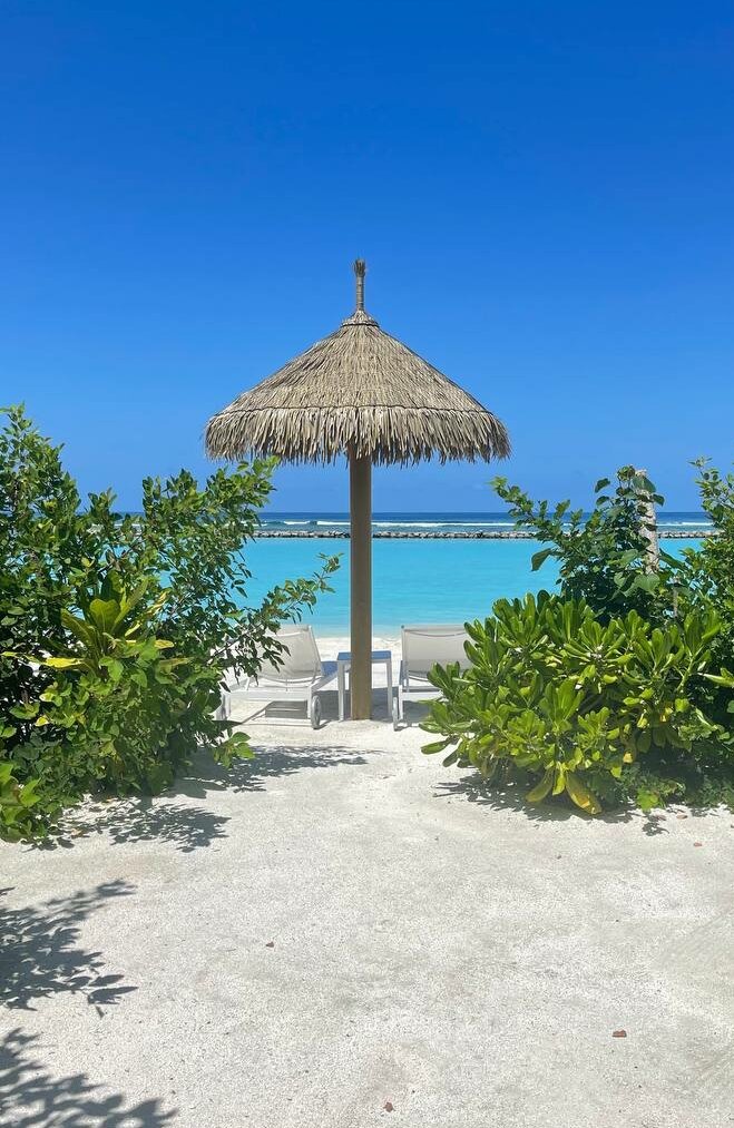 Отель Joy Island Resort and Spa. Сторона восхода.
