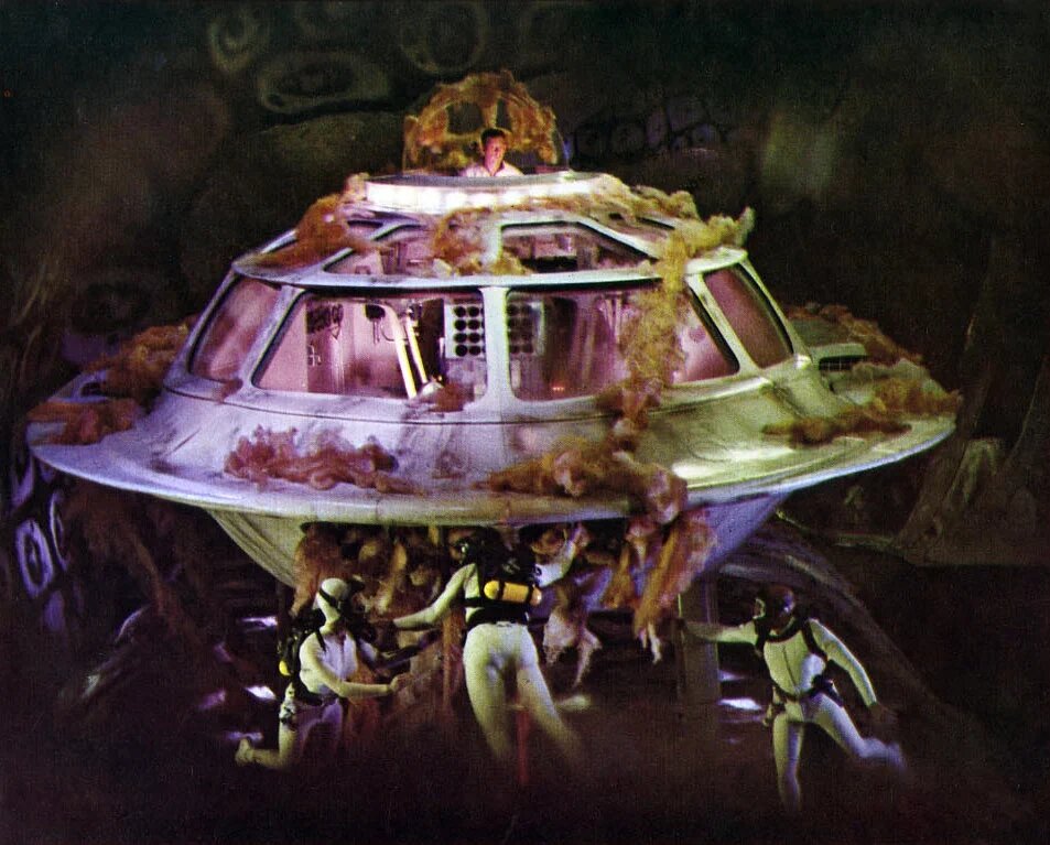 Кадры из фильма