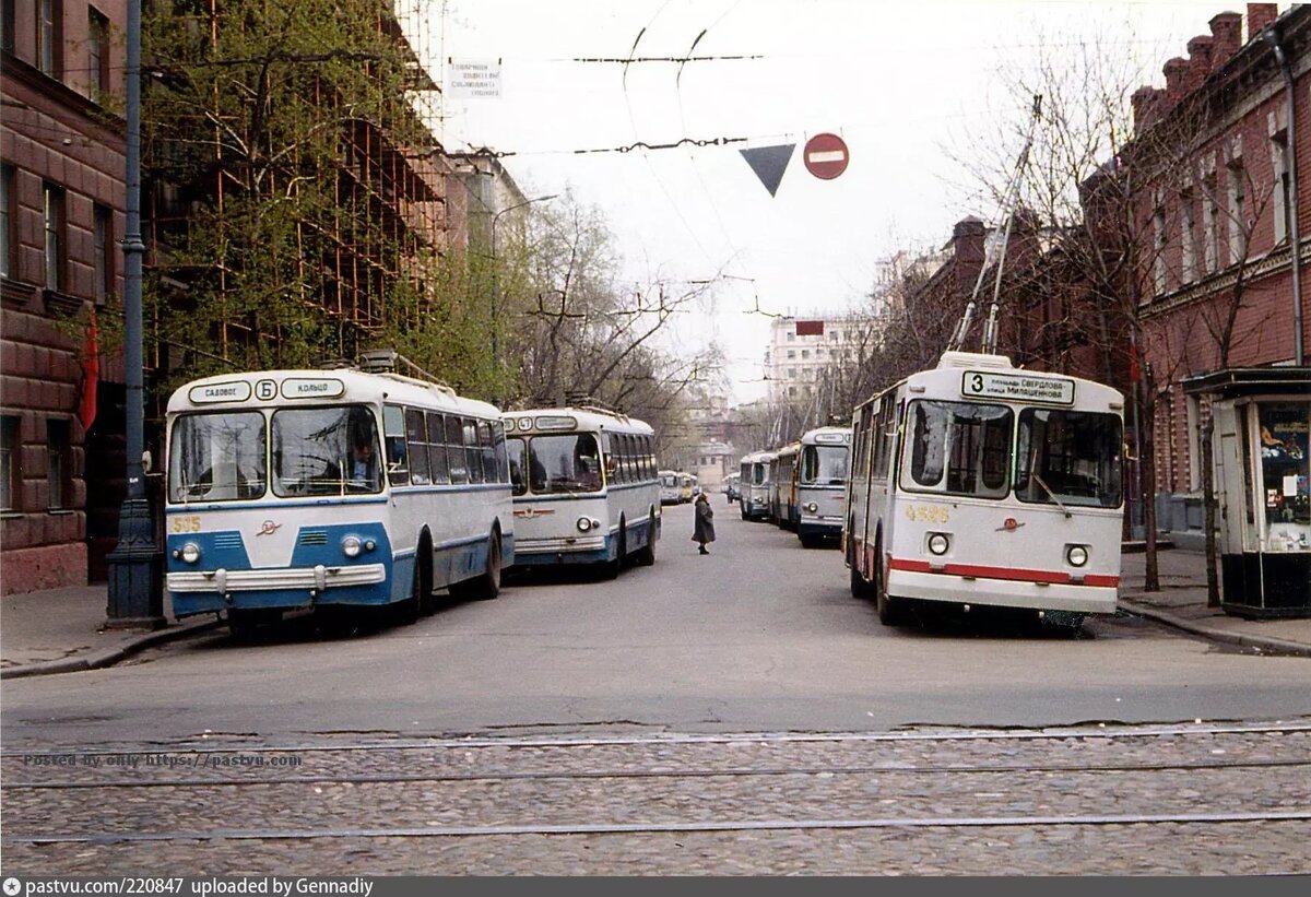 4 й автобусный парк ленинград