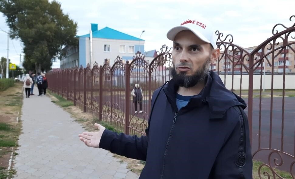 -Очнулся я спустя несколько месяцев в реанимации РКБ, - рассказал Рустем на месте аварии.