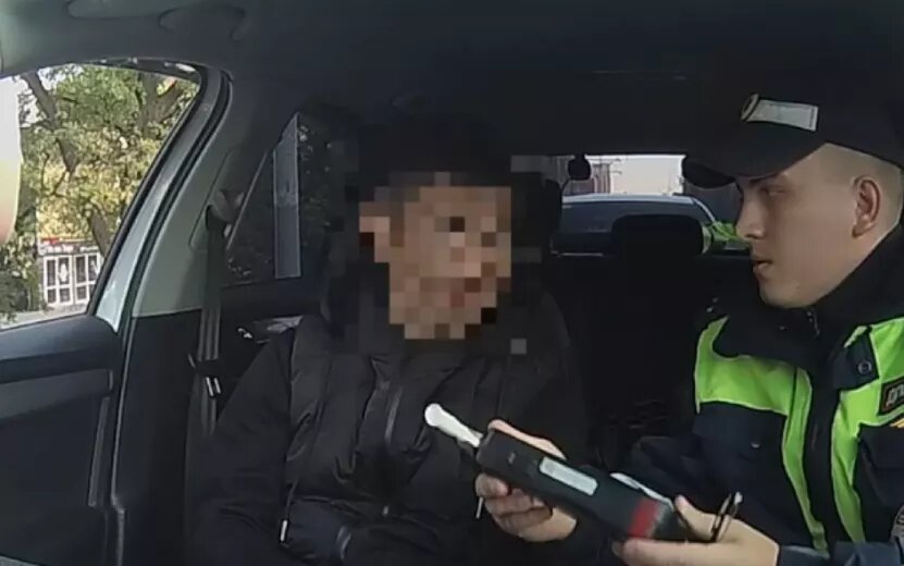    Видео: Рецидивист из Ижевска пьяным угнал автомобиль своей знакомой
