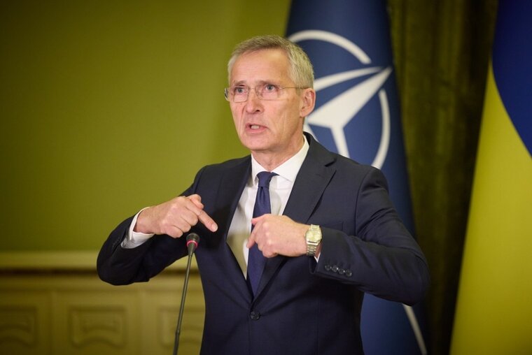    Украина значительно приблизилась к членству в НАТО, сказал Йенс Столтенберг