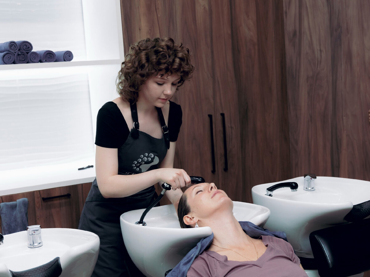 Минутки релакса у клиентов ICE CURLY.