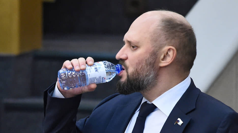 Фото: Дмитрий Духанин / Коммерсантъ📷Бывший депутат Госдумы Алексей Лященко скрылся от следствия в ОАЭ