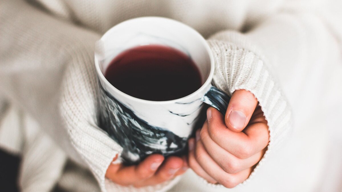    Опасность таится в кружке: нутрициолог предупредил о вреде сладкого чая© Unsplash | Kira auf der Heide