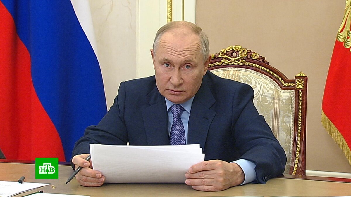    Цены на топливо и помощь диабетикам: что Путин обсуждал с кабмином