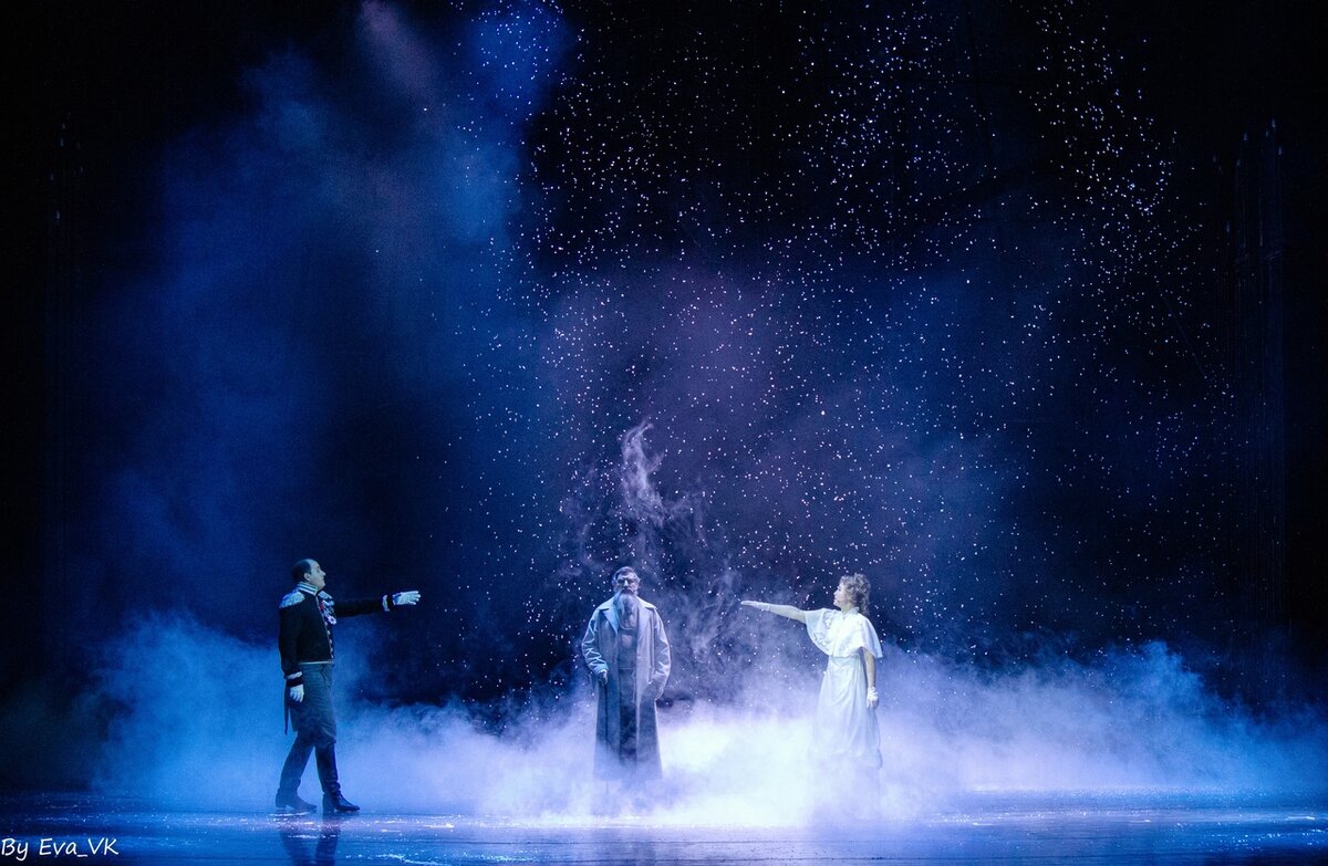 Фото из официальной группы Иркутского музыкального театра ВКонтакте