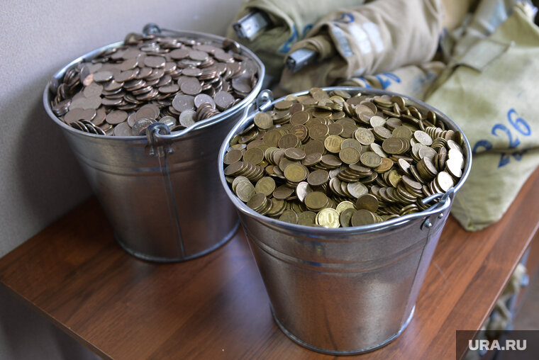    России нельзя отклоняться от планов из-за внешних угроз, сказал Алексей Хижняк