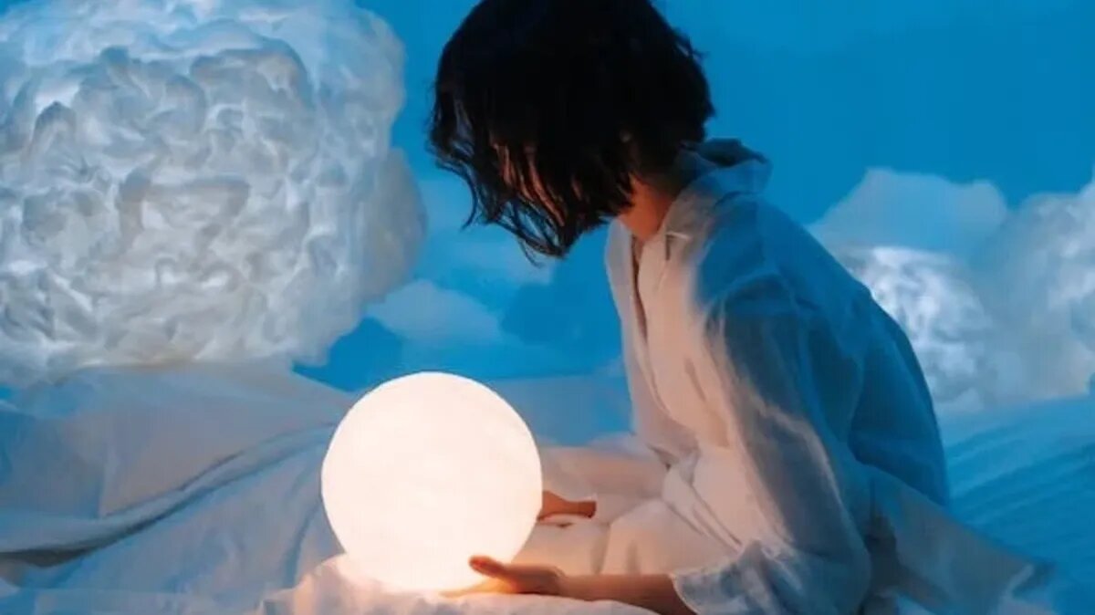 Уединяйтесь в тихом месте и проводите обряды. Фото: pexels.com