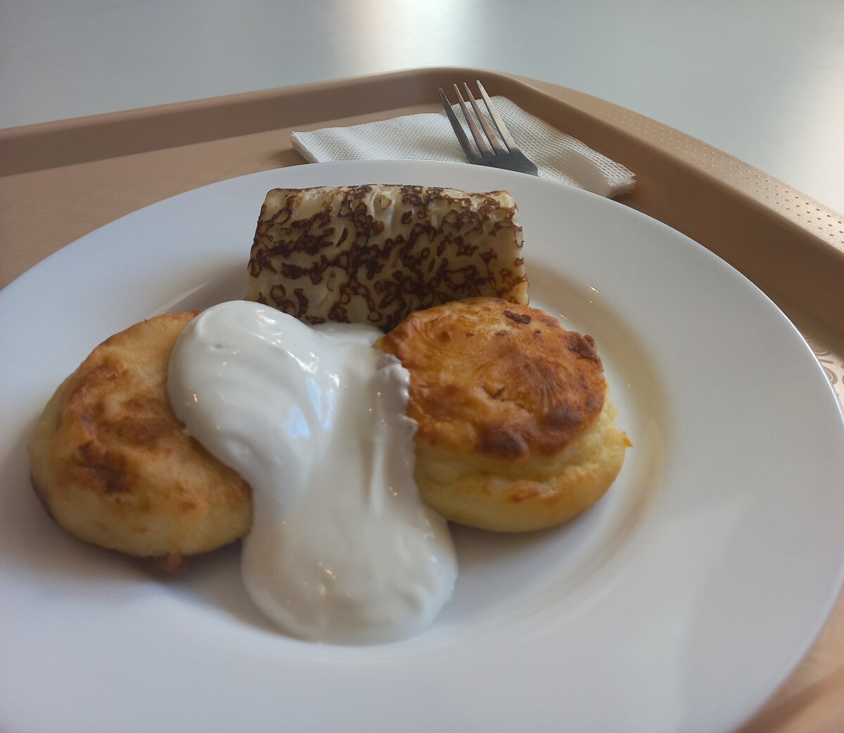 Завтрак в одной из столовых