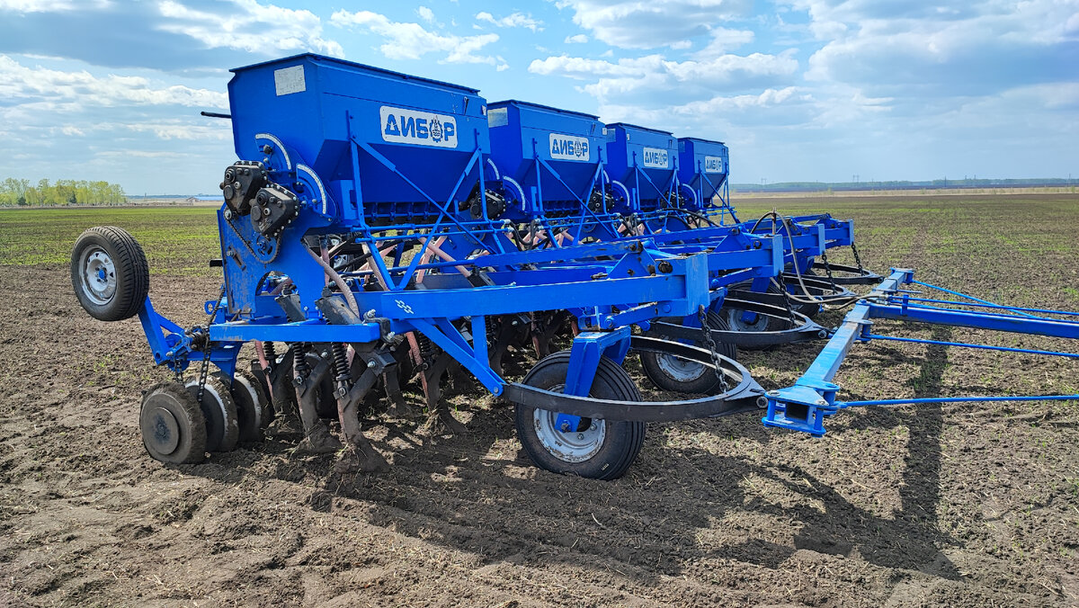 Комплекс вариаторных сеялок СКП 2.1 Дибор