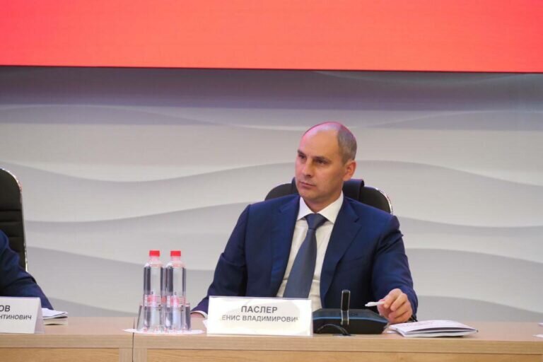    Паслер: В Оренбуржье продолжают развивать и совершенствовать систему работы с молодежью Белов Михаил Александрович