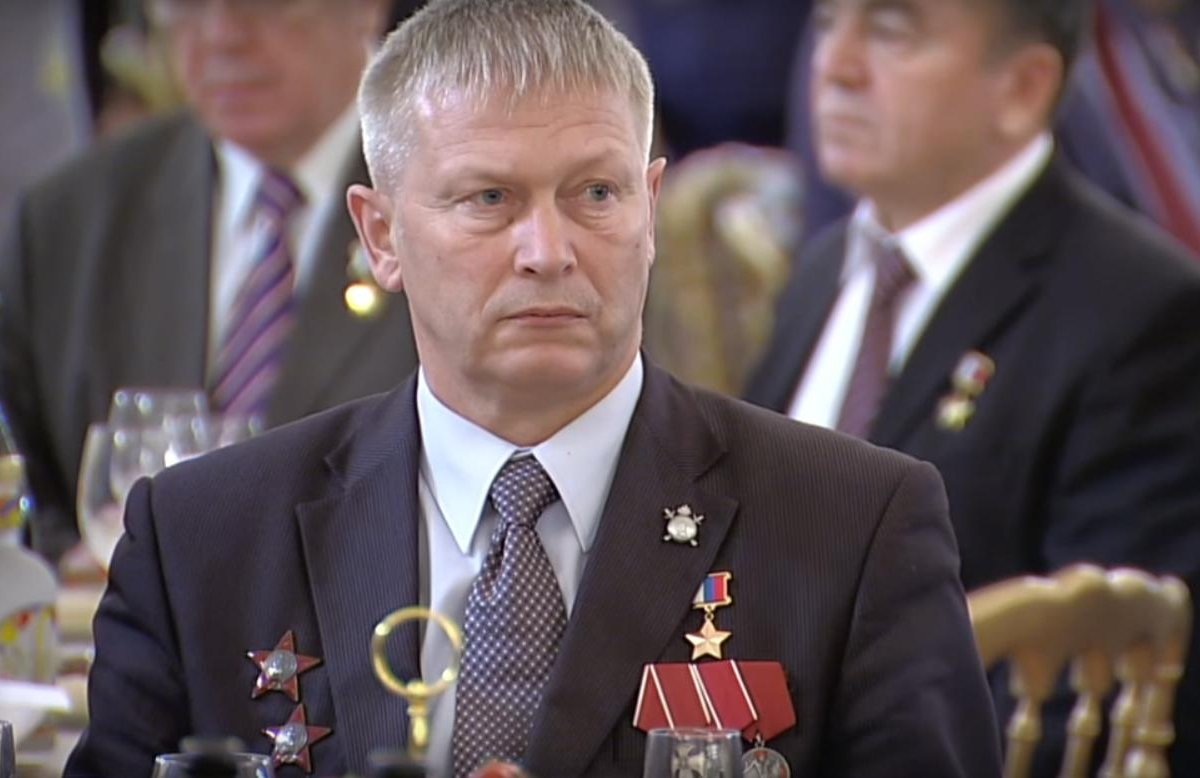 Vladimir Putin se dnes setkal s náměstkem ministra obrany Yunusem-Bek Jevkurovem a výkonným ředitelem Wagner Group Andrei Trosheve (volací znak „Sedoy“).