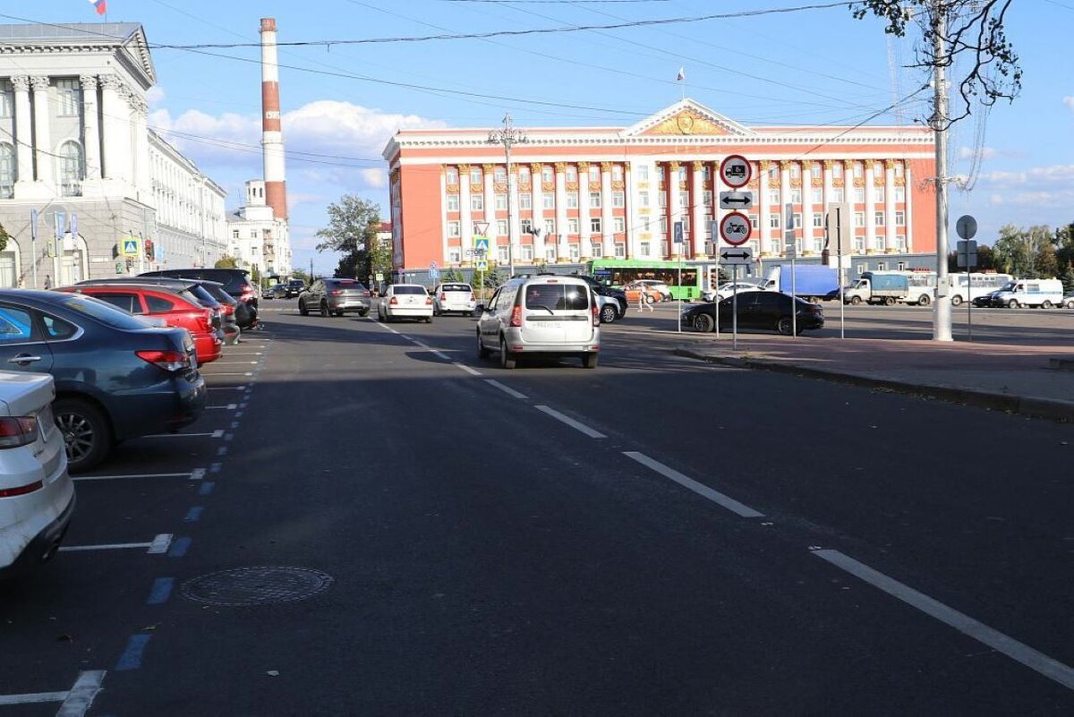    В Курске провели дорожные работы на улице Марата