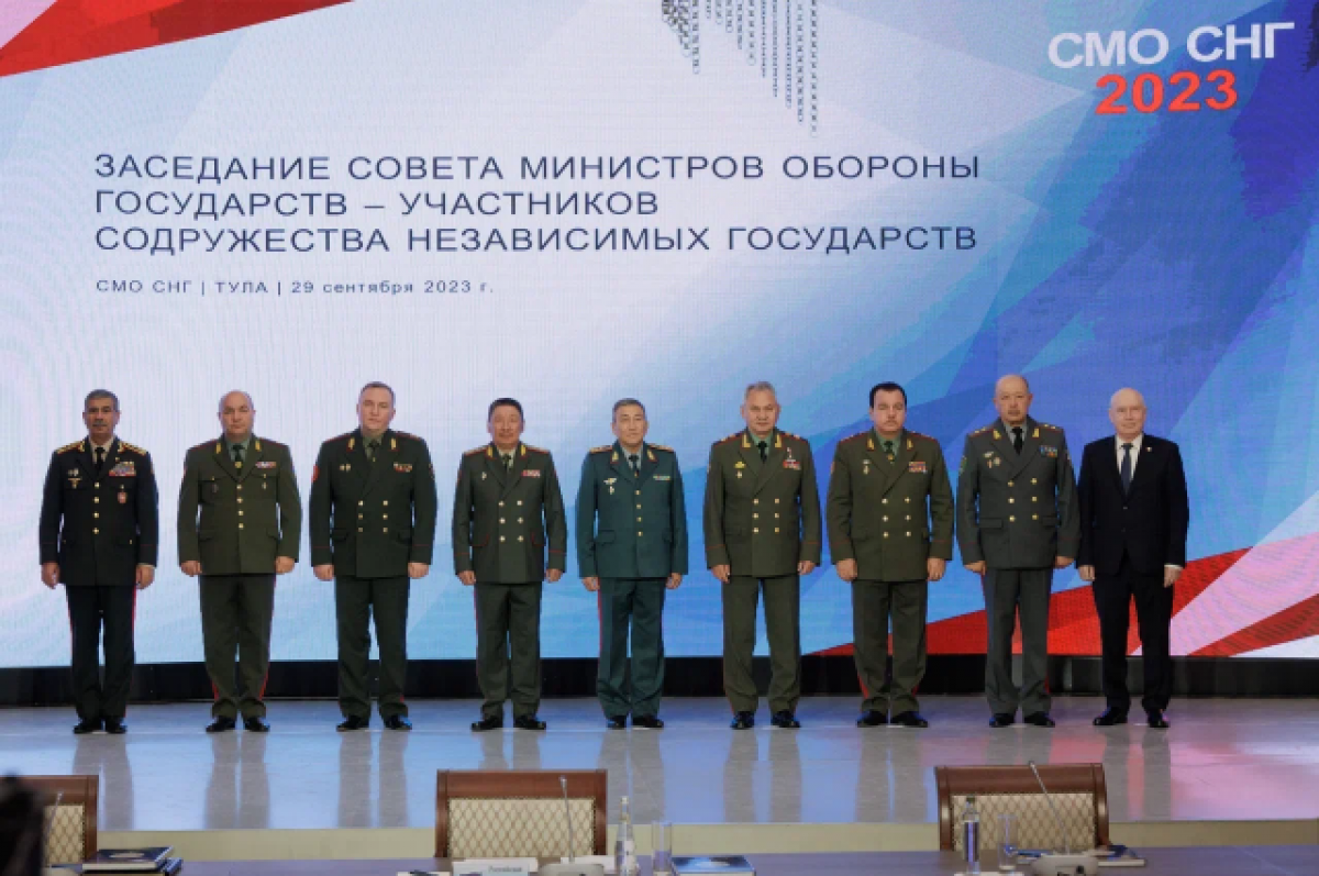    Военные делегации восьми стран СНГ прибыли в Тулу