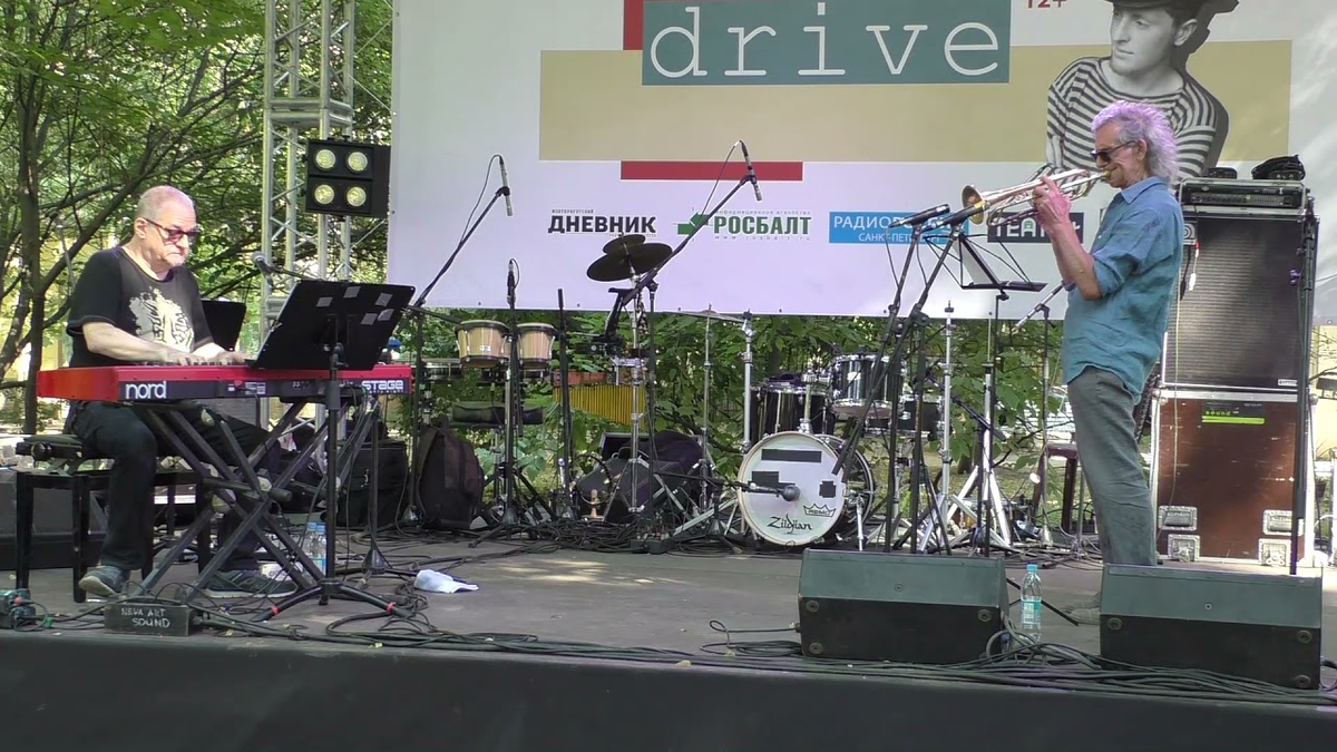 Андрей Разин и Вячеслав Гайворонский на фестивале «Бродский Drive» в Санкт-Петербурге, 2021
