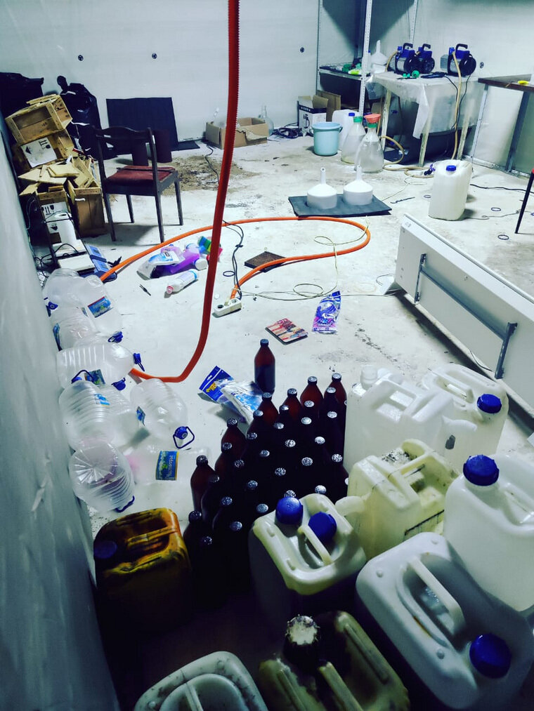 Листайте вправо, чтобы увидеть больше изображений