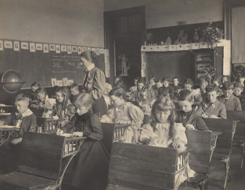 Фрэнсис Бенджамин Джонстон. Penmanship Class. Музей современного искусства, Нью-Йорк