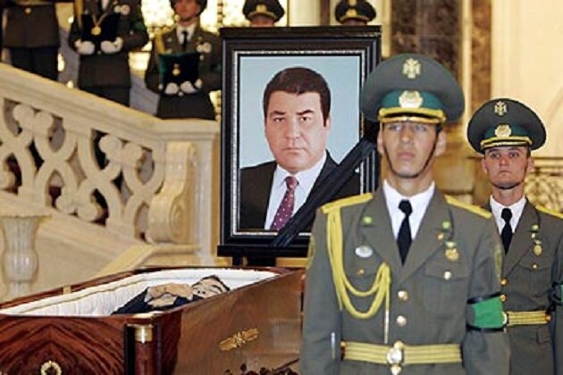 Алмазный венец туркменского народа