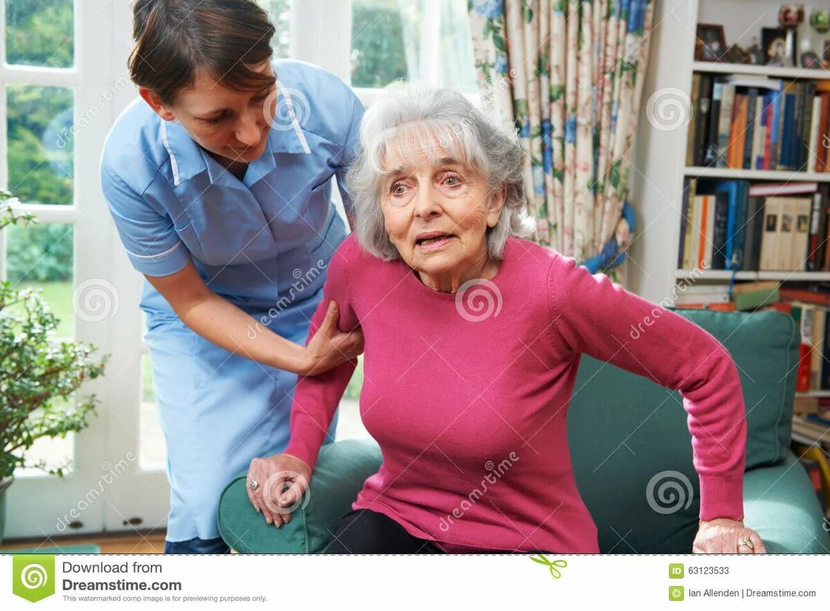 Дом престарелых альцгеймер. Что такое деменция у пожилых людей. Пансионат для пожилых ростов-на-дону. Пожилой человек альцгеймера профилактика. Болезнь альцгеймера фото людей до и после.