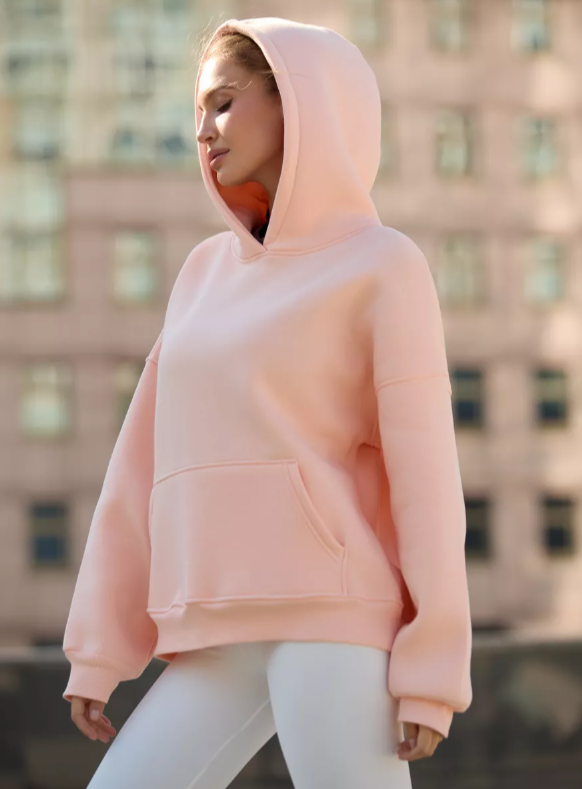 Фото со страницы товара на Wildberries. Арт. худи -- 178628090.