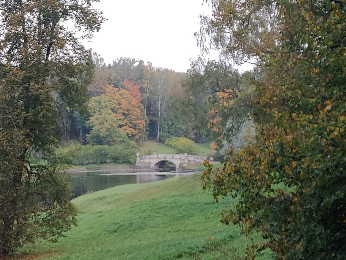 Висконтиев мост через реку Славянка Фото автора