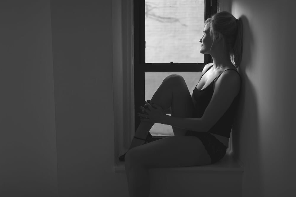 Анастасия пантелеева guerlain. Девушка. Она не совсем девушка. Boudoir 85 (christina). Giorgia traversi в шортах.