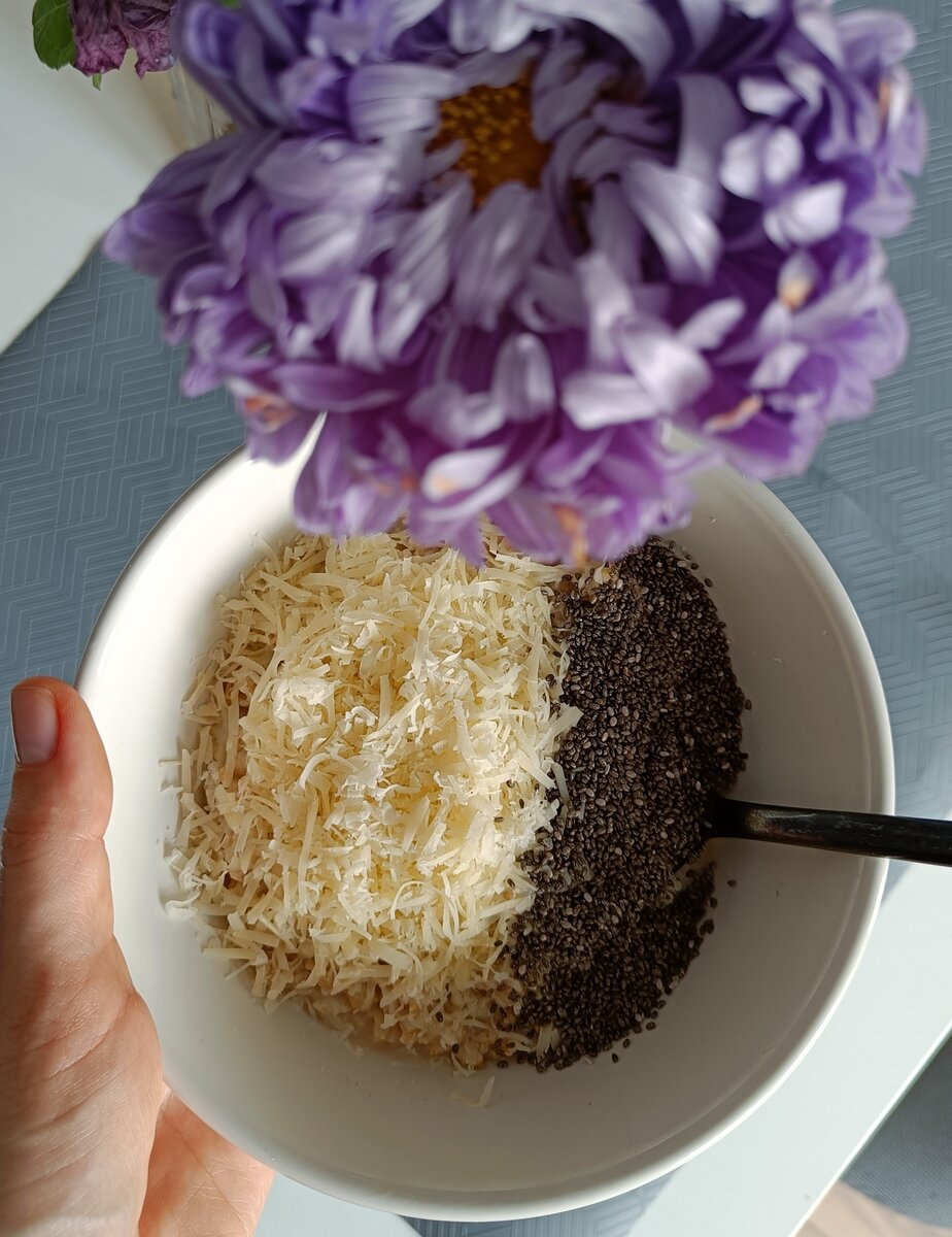 Моя "ресторанная" кашка. Обожаю сочетание сладкого и солёного, кураги и сыра