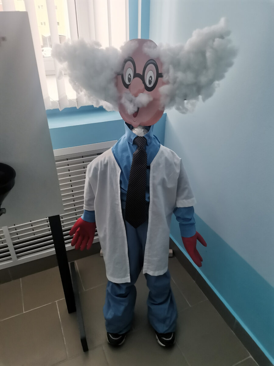 Весёлого профессора я сделала сама для детского сада