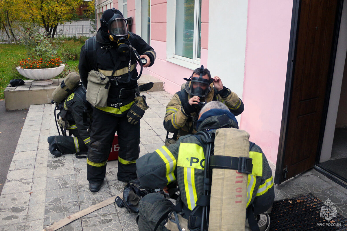 🚒 Тренируемся сами - обучаем других | МЧС Прикамья | Дзен