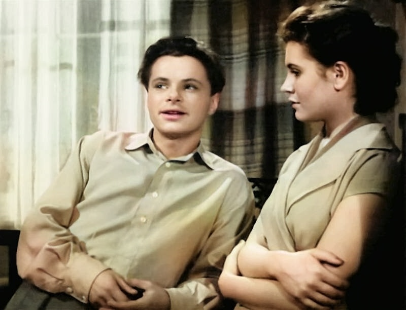 В добрый час актеры и роли фото "Змеелов" (СССР, 1986) и "В добрый час!" (СССР, 1957): лидеры советского кинопро