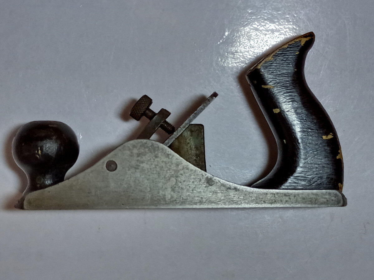 Самый маленький рубанок в линейке. 