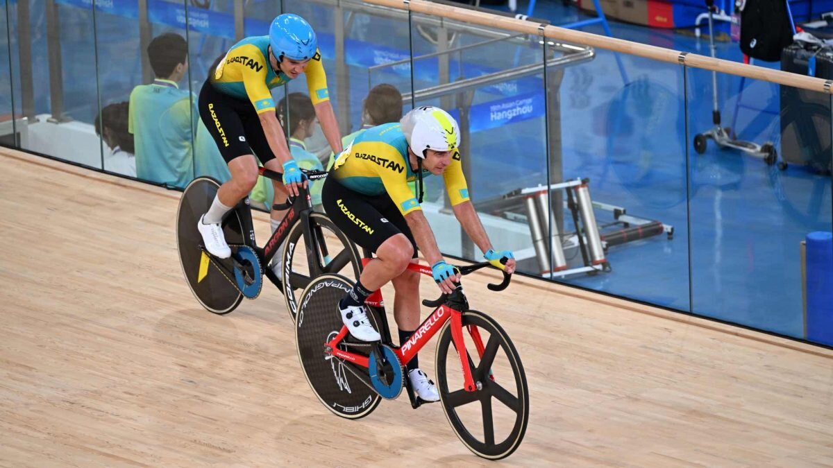    Фото: olympic.kz Август Макаров