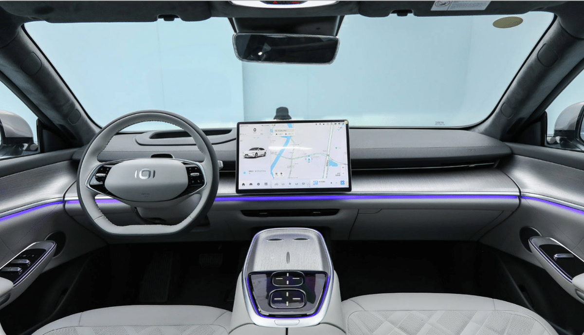 2020 xpeng p7. Changan qiyuan a05. Lexus rx 2023 interior. Мерседес amg gt гибрид. Китайская машина с утопленными ручками.