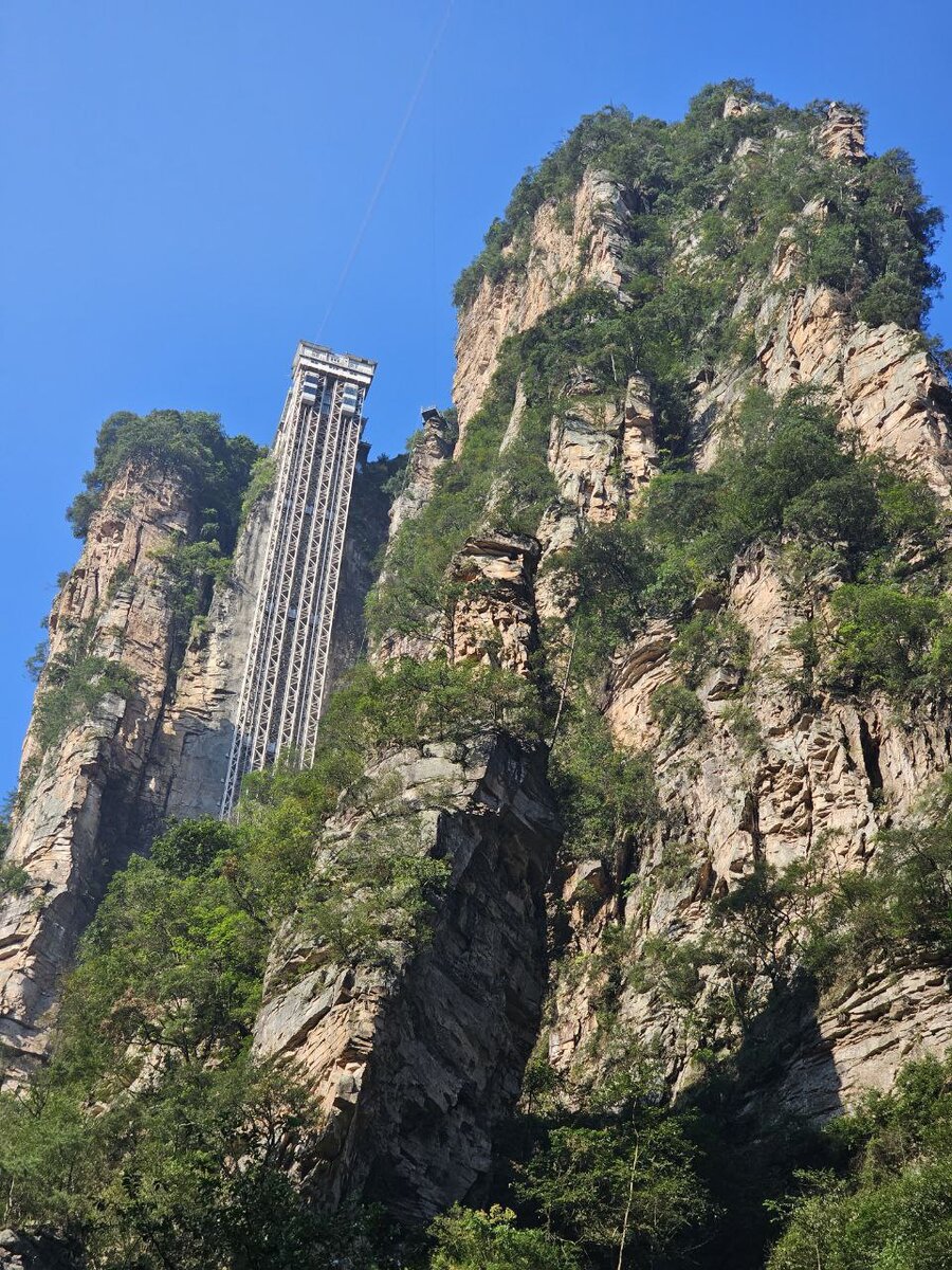 Лифт  Баилонг