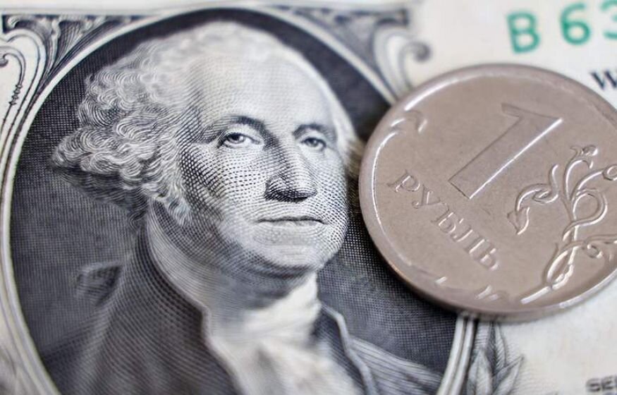    Курс доллара снова приблизился к 100 рублям