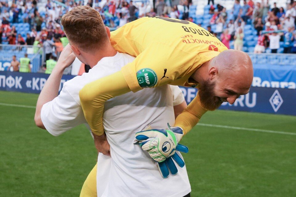    Евгений Фролов в матче 30-го тура прошлого чемпионата отбил пенальти от спартаковца Промеса. Фото: ПФК "Крылья Советов"