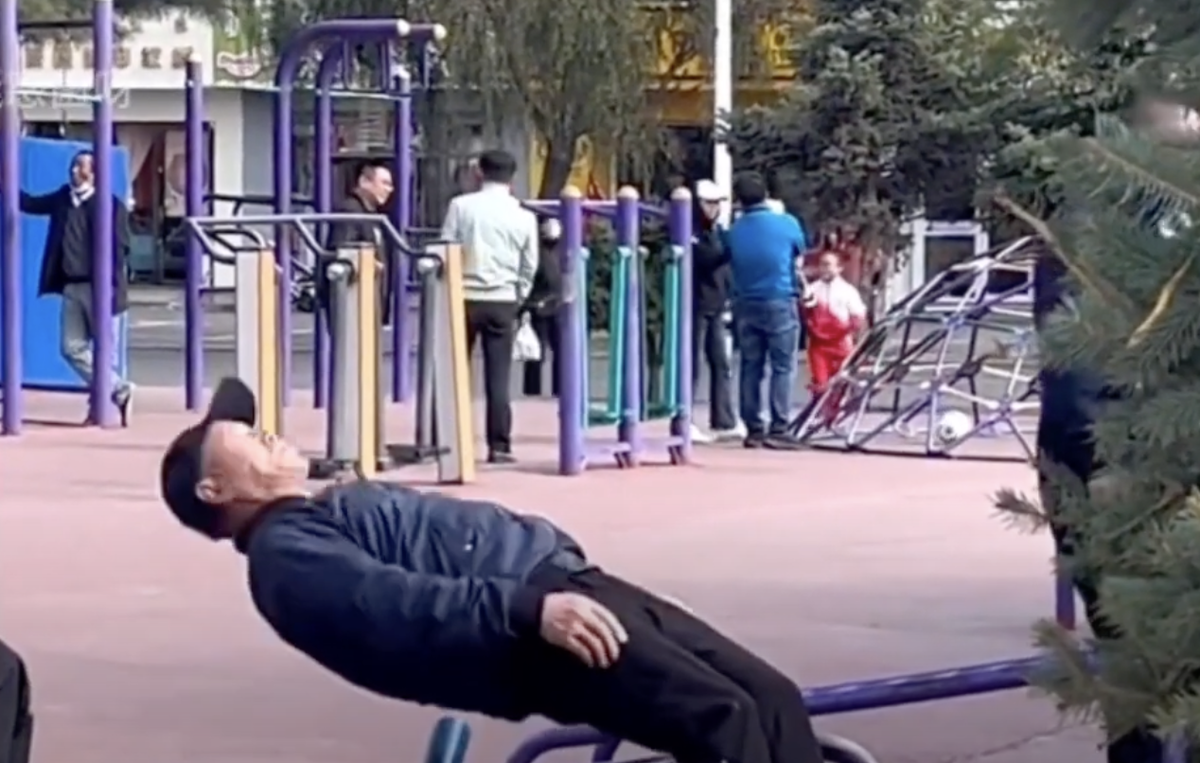 На площадке