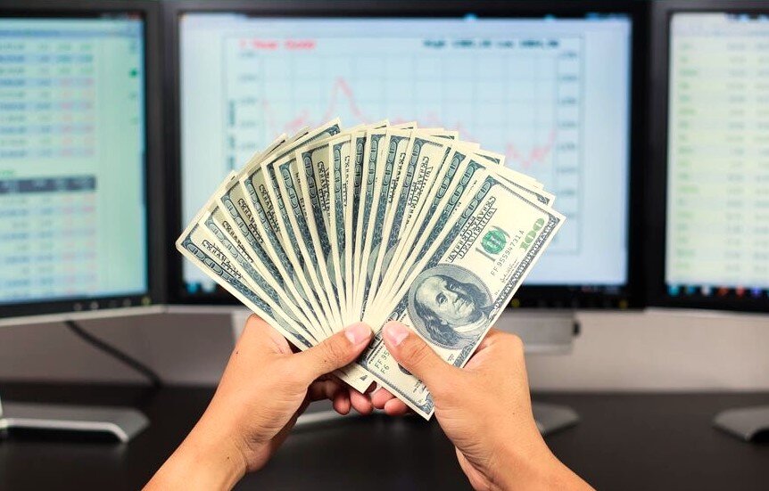 Четыре совета от известных инвесторов, которые помогут вам зарабатывать больше на бирже.