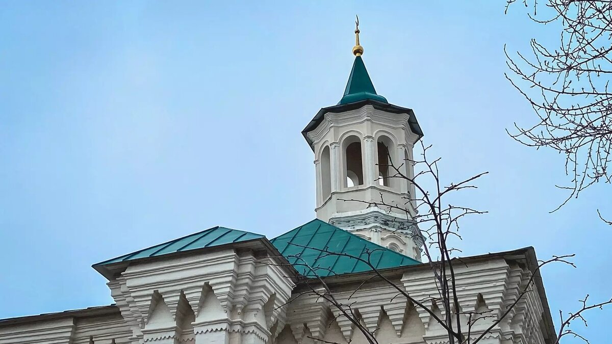     Председатель совета аксакалов при Духовном управлении мусульман Татарстана (ДУМ РТ) Айрат Аюпов раскритиковал проект Соборной мечети, которую планируют возвести в Адмиралтейской слободе в Казани.