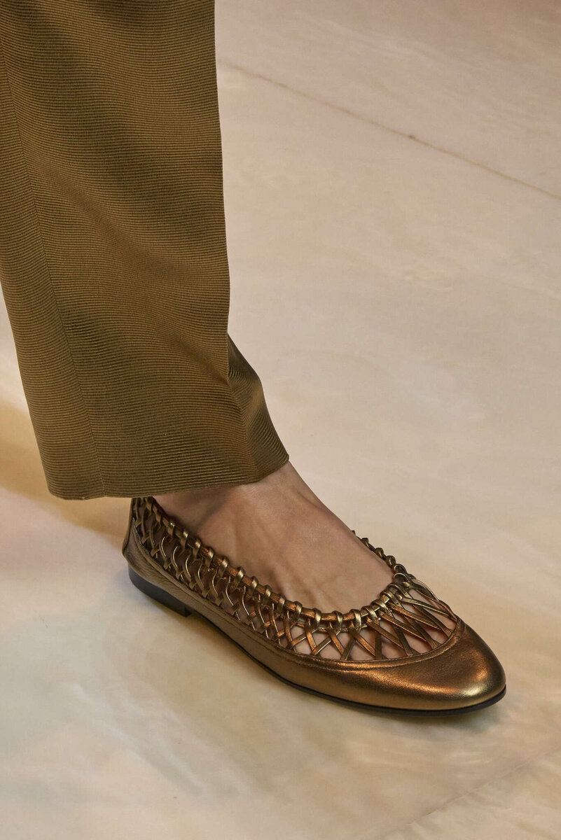 Giorgio Armani - листайте галерею