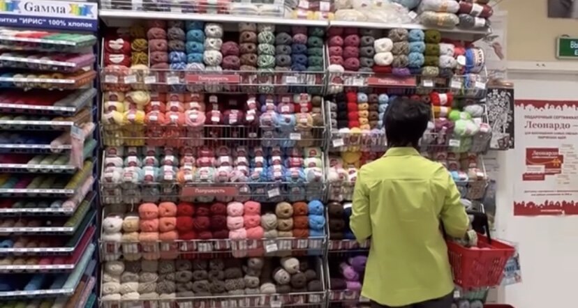 «Во всяком новом месте Карл, осмотревшись, первым делом любил прикинуть, что тут можно улучшить, испытывая радость при мысли об этой работе и желание немедленно за неё взяться, каких бы, пусть даже бесконечных, трудов она ни потребовала.» (Цитата из книги «Америка»).